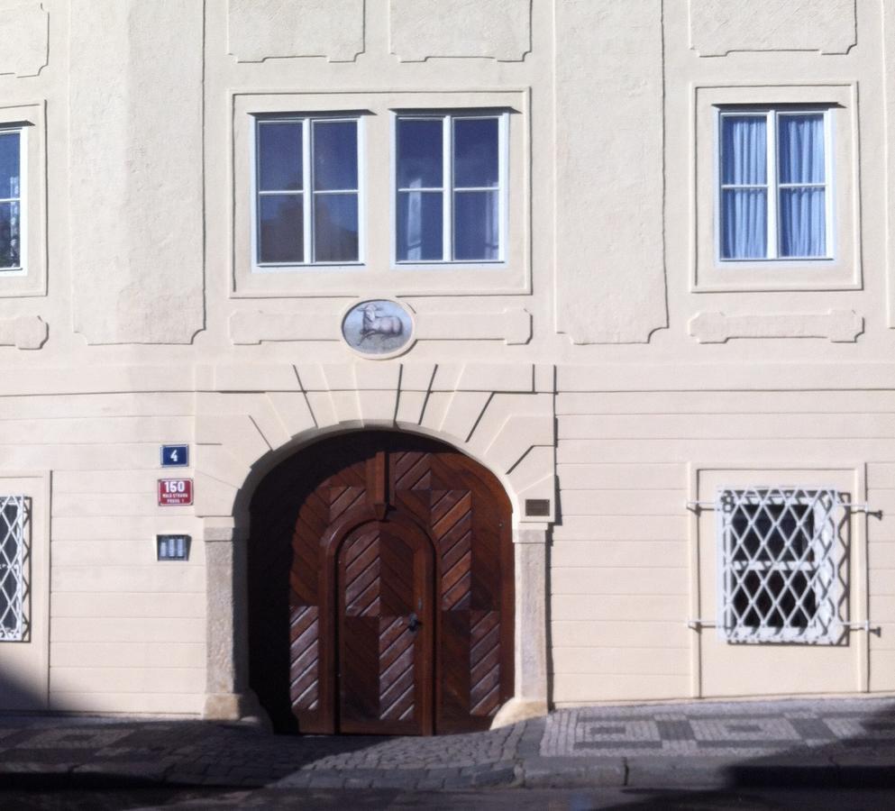 Apartment Dum U Cerneho Beranka Πράγα Εξωτερικό φωτογραφία